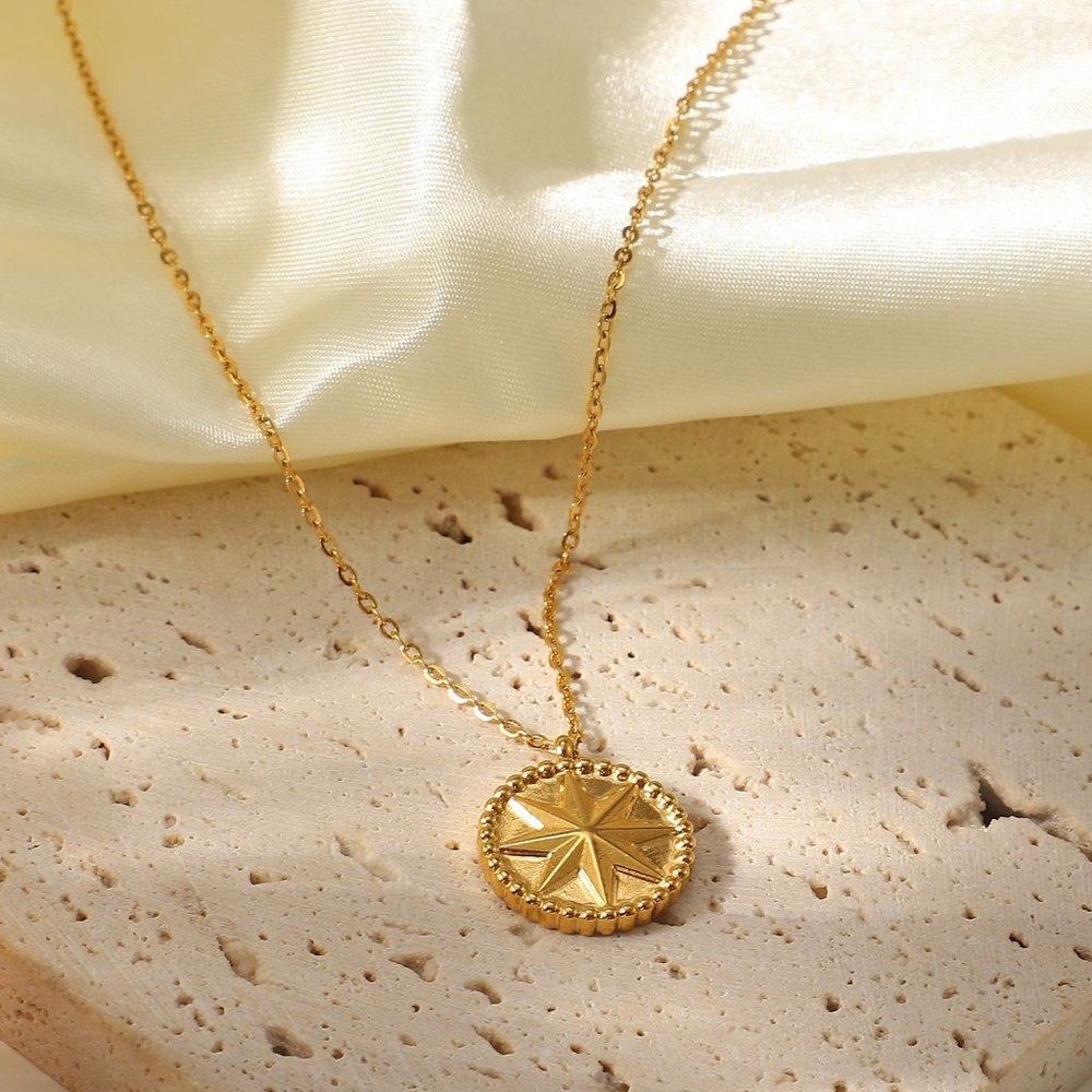 Nora Necklace - Picture 3 of 5